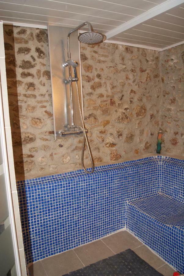 דירות Torroella de Montgrí Apartament Codina 40 מראה חיצוני תמונה